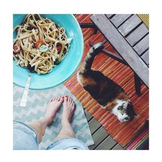 Emily Coutts feet photo 6