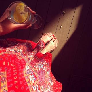 Emily Coutts feet photo 15