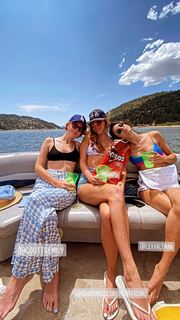 Emily Coutts feet photo 8