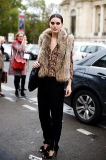 Emily DiDonato feet photo thumbnail