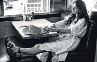 Emily DiDonato feet photo thumbnail