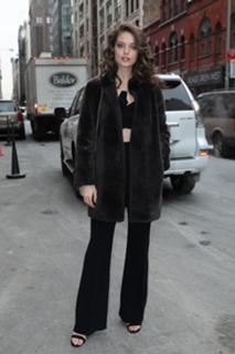 Emily DiDonato feet photo thumbnail