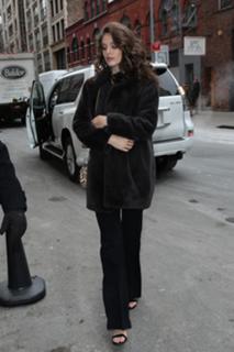 Emily DiDonato feet photo thumbnail