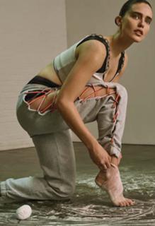 Emily DiDonato feet photo thumbnail