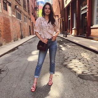 Emily DiDonato feet photo thumbnail