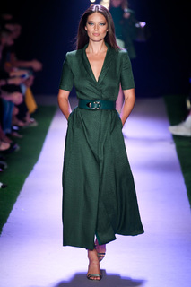 Emily DiDonato feet photo thumbnail