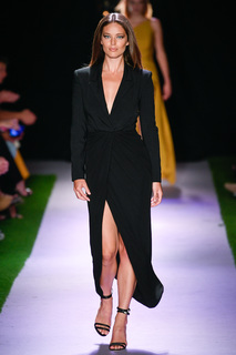 Emily DiDonato feet photo thumbnail