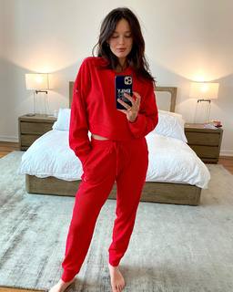 Emily DiDonato feet photo thumbnail