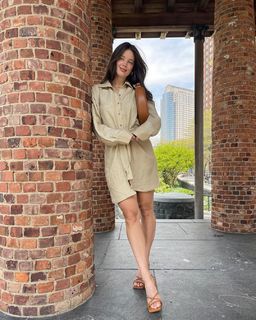 Emily DiDonato feet photo thumbnail