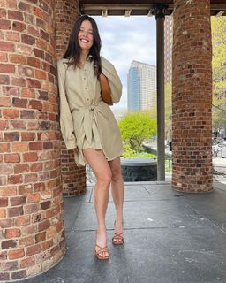 Emily DiDonato feet photo thumbnail