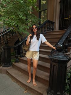Emily DiDonato feet photo 5