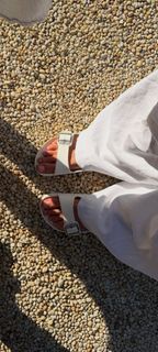 Emily DiDonato feet photo 1