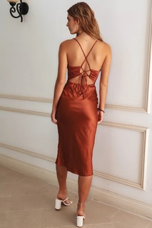 Emily Feld feet photo thumbnail