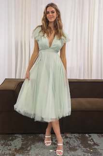 Emily Feld feet photo thumbnail