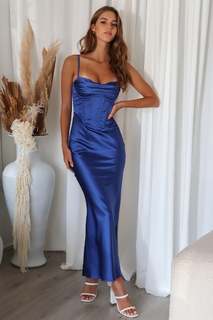 Emily Feld feet photo thumbnail