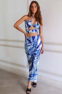 Emily Feld feet photo thumbnail