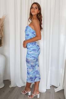 Emily Feld feet photo thumbnail