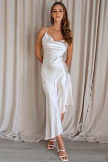 Emily Feld feet photo thumbnail