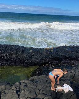 Emily Feld feet photo thumbnail