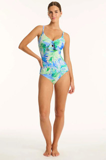 Emily Feld feet photo thumbnail