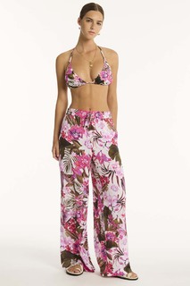 Emily Feld feet photo thumbnail