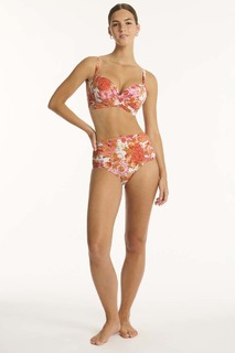 Emily Feld feet photo thumbnail