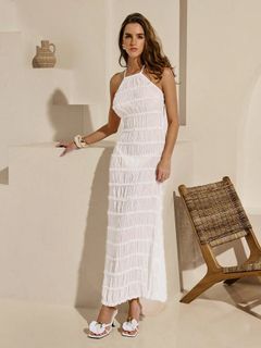 Emily Feld feet photo thumbnail