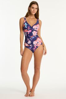 Emily Feld feet photo thumbnail