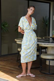 Emily Feld feet photo thumbnail