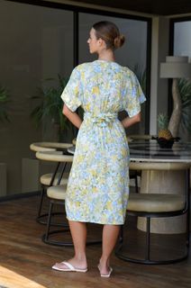 Emily Feld feet photo thumbnail