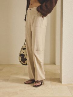 Emily Feld feet photo thumbnail