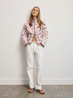 Emily Feld feet photo thumbnail