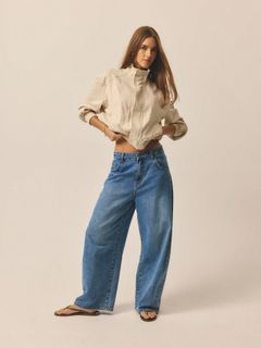 Emily Feld feet photo 11