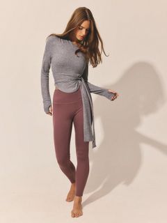 Emily Feld feet photo 1