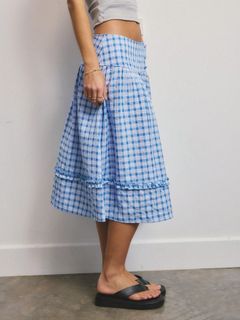 Emily Feld feet photo 13