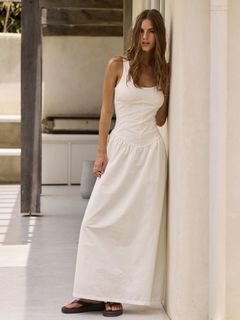 Emily Feld feet photo 14