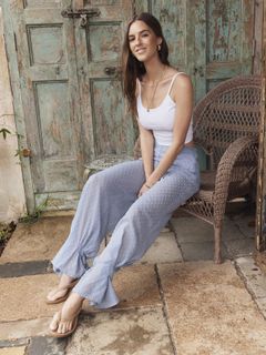 Emily Feld feet photo 3