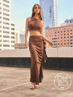 Emily Feld feet photo 16