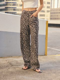 Emily Feld feet photo 12