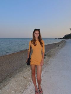 Emily Feld feet photo 17