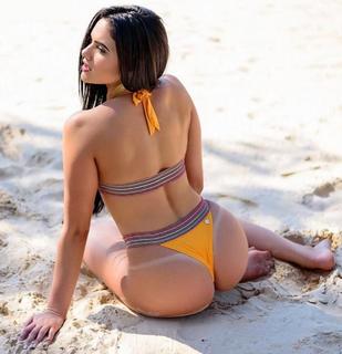 Emily Garcia feet photo 8