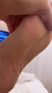 Emily Garcia feet photo 5