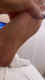 Emily Garcia feet photo 4