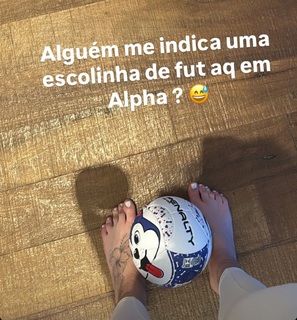 Emily Garcia feet photo 10