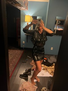 Emily Haines feet photo 3