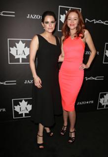 Emily Hampshire feet photo thumbnail