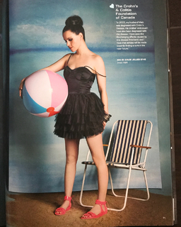 Emily Hampshire feet photo thumbnail