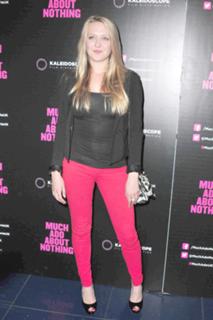 Emily Head feet photo 11