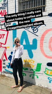 Emily Kinney feet photo thumbnail