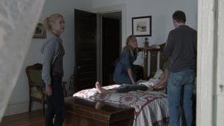 Emily Kinney feet photo thumbnail